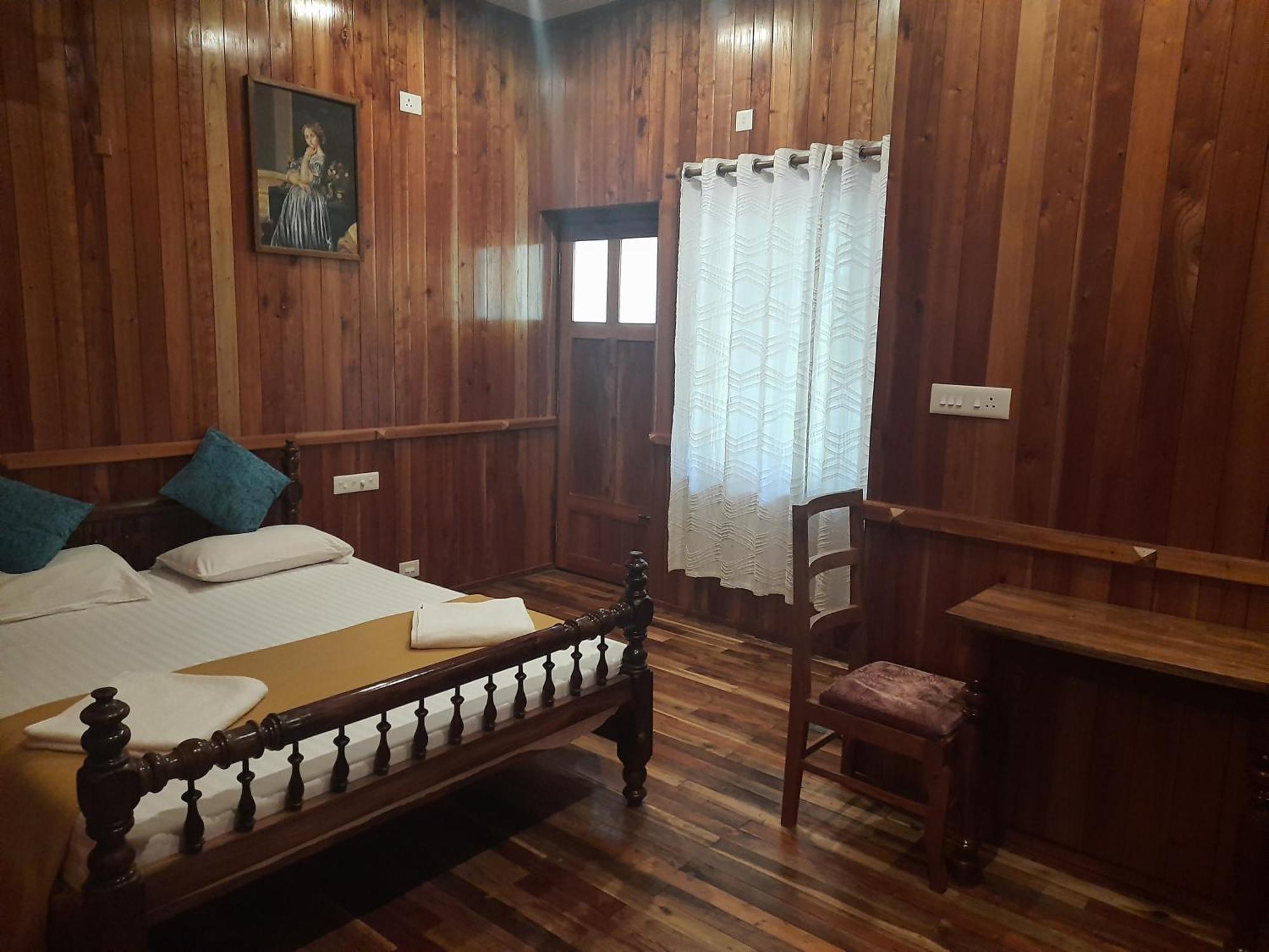 Sopanam Heritage Thekkady Habitación foto